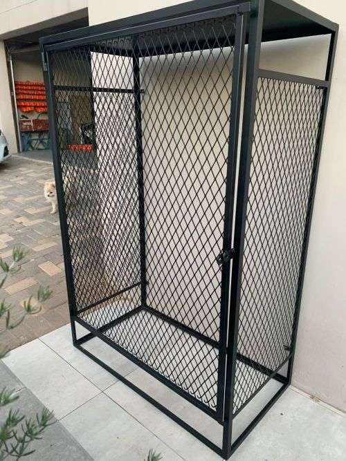 Other Braai & Outdoor Cooking Cage Master Double 48kg Gas Cage for